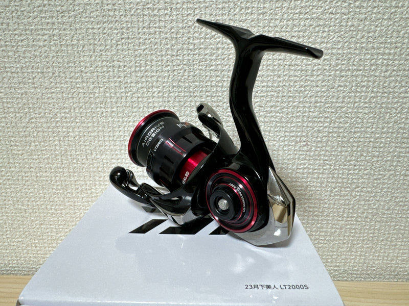 Daiwa Spinning Reel 23 GEKKABIJIN LT2000S Gear Ratio 5.0:1 Fishing Reel IN BOX