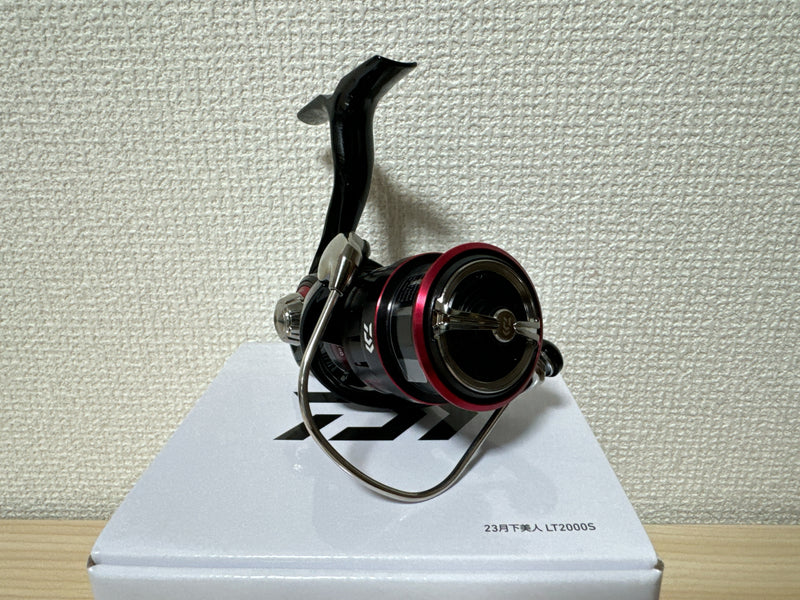 Daiwa Spinning Reel 23 GEKKABIJIN LT2000S Gear Ratio 5.0:1 Fishing Reel IN BOX