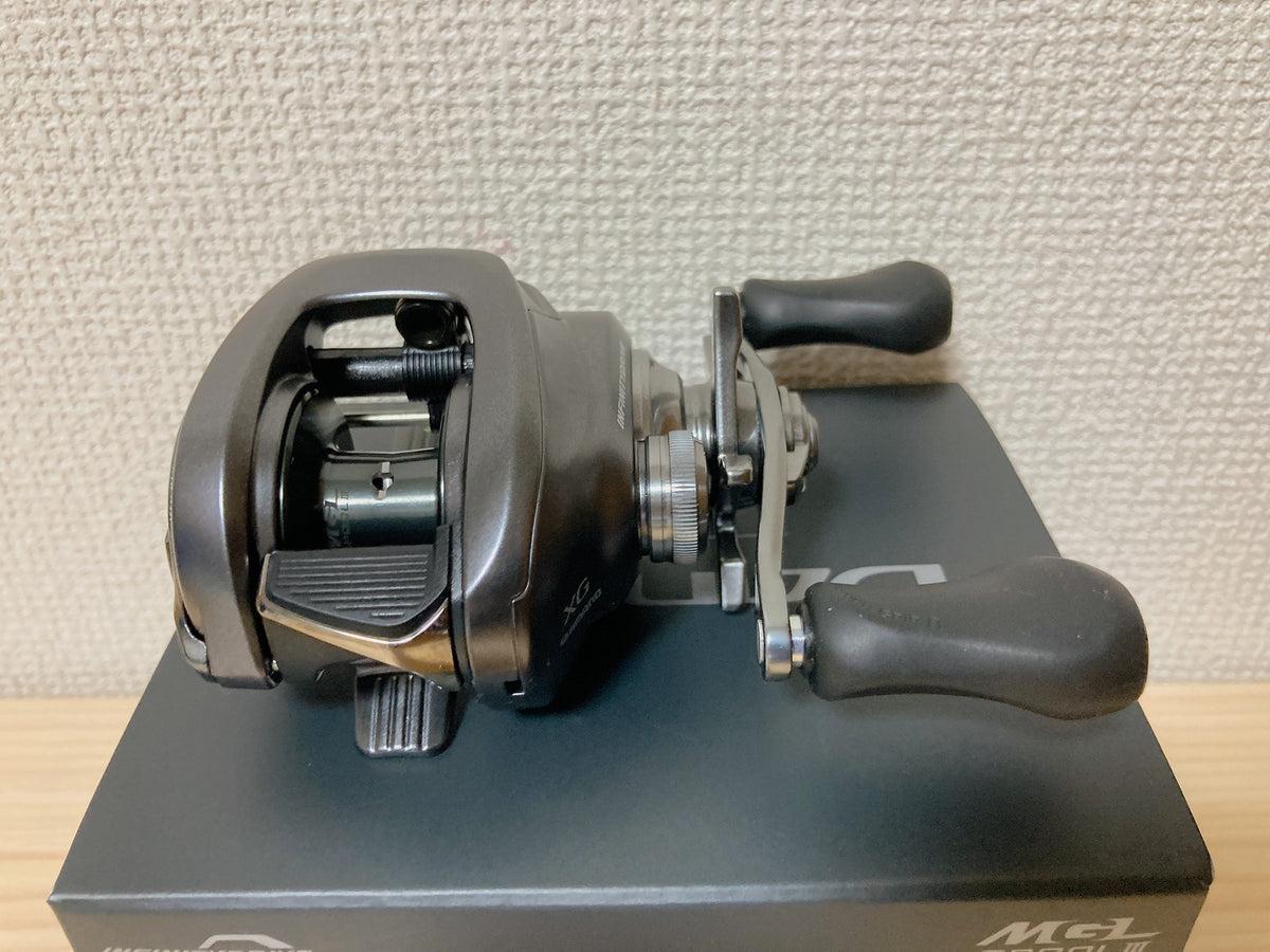 Shimano Baitcasting Reel 22 Bantam XG RIGHT Gear Ratio 8.1:1