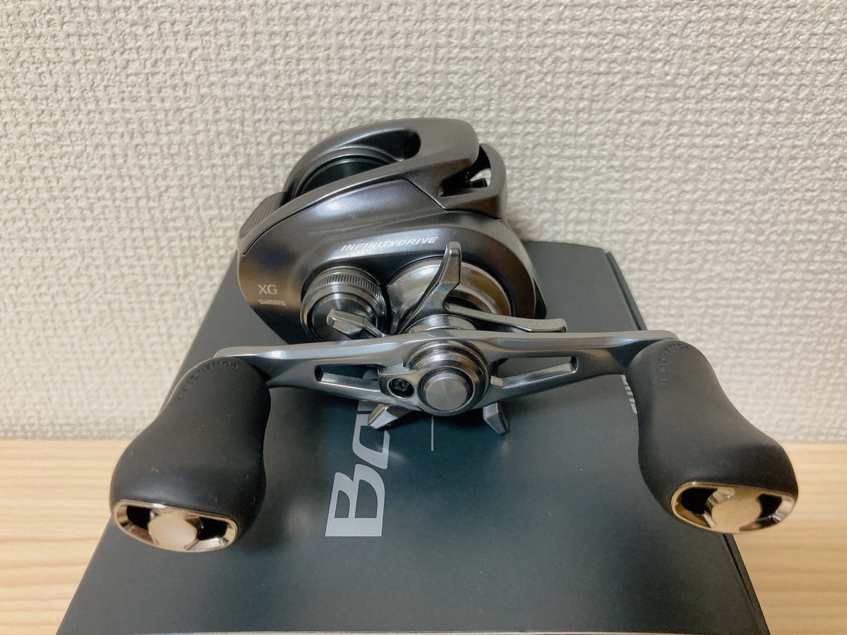 SHIMANO Bantam XG リール 8.1:1 Shimano Baitcasting Reel 22 Bantam XG RIGHT Gear Ratio 8.1:1