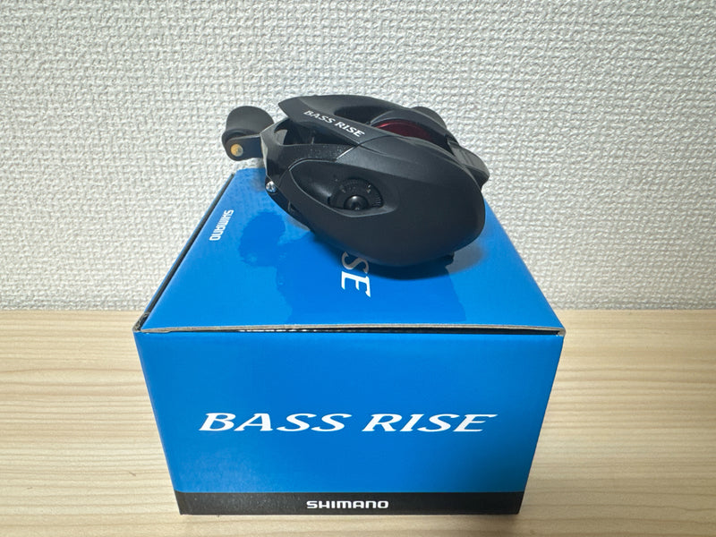 Shimano Baitcasting Reel 18 BASS RISE Right Gear Ratio 7.2:1 Fishing Reel IN BOX