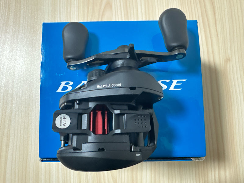 Shimano Baitcasting Reel 18 BASS RISE Right Gear Ratio 7.2:1 Fishing Reel IN BOX