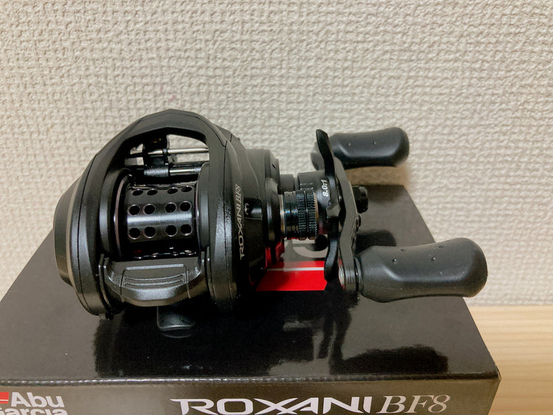 Abu Garcia Baitcasting Reel ROXANI BF8 Right 8.0:1 Bass Fishing Reel IN BOX
