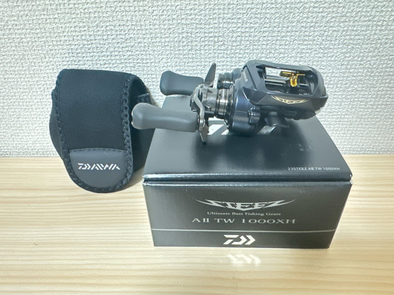 Daiwa Baitcast Reel STEEZ TW 1000XH Right 8.5:1 Fishing Reel IN BOX