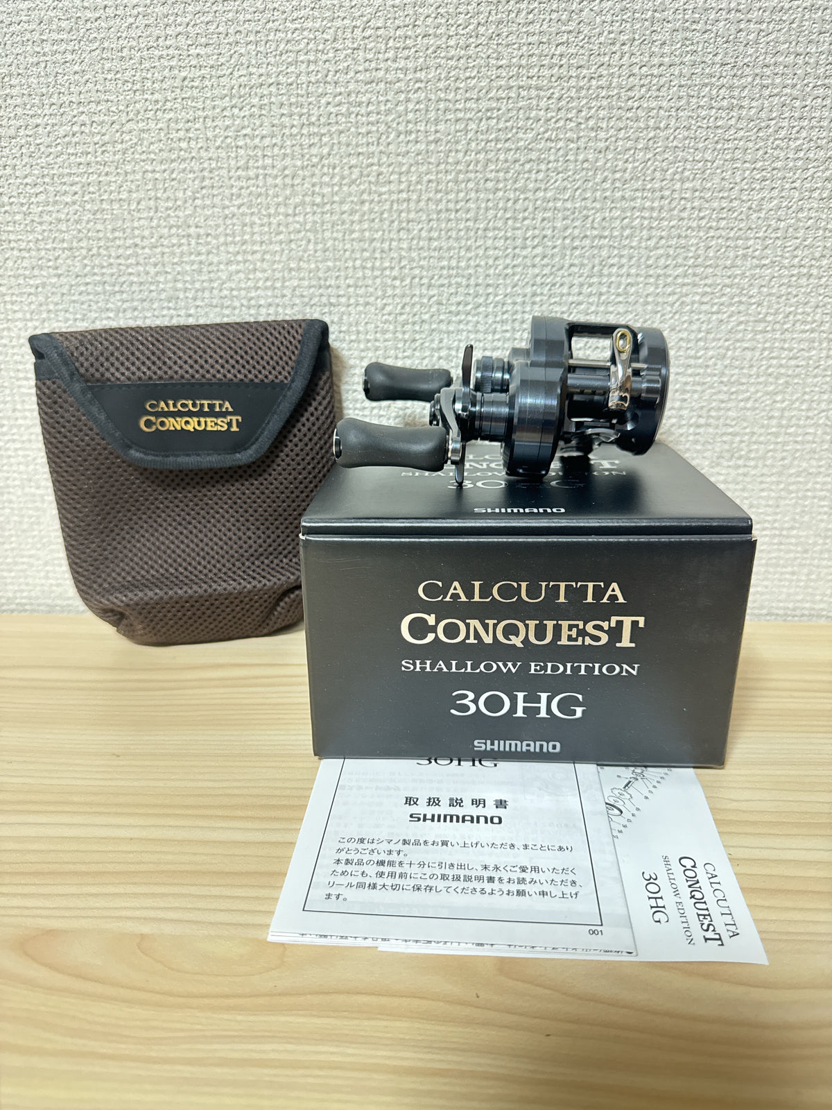 Shimano CALCUTTA CONQUEST shallow edition 30HG right Hand
