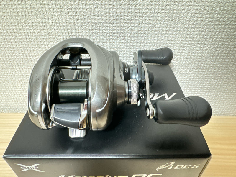 Shimano Baitcasting Reel 15 Metanium DC HG Right 5RH892000 IN BOX