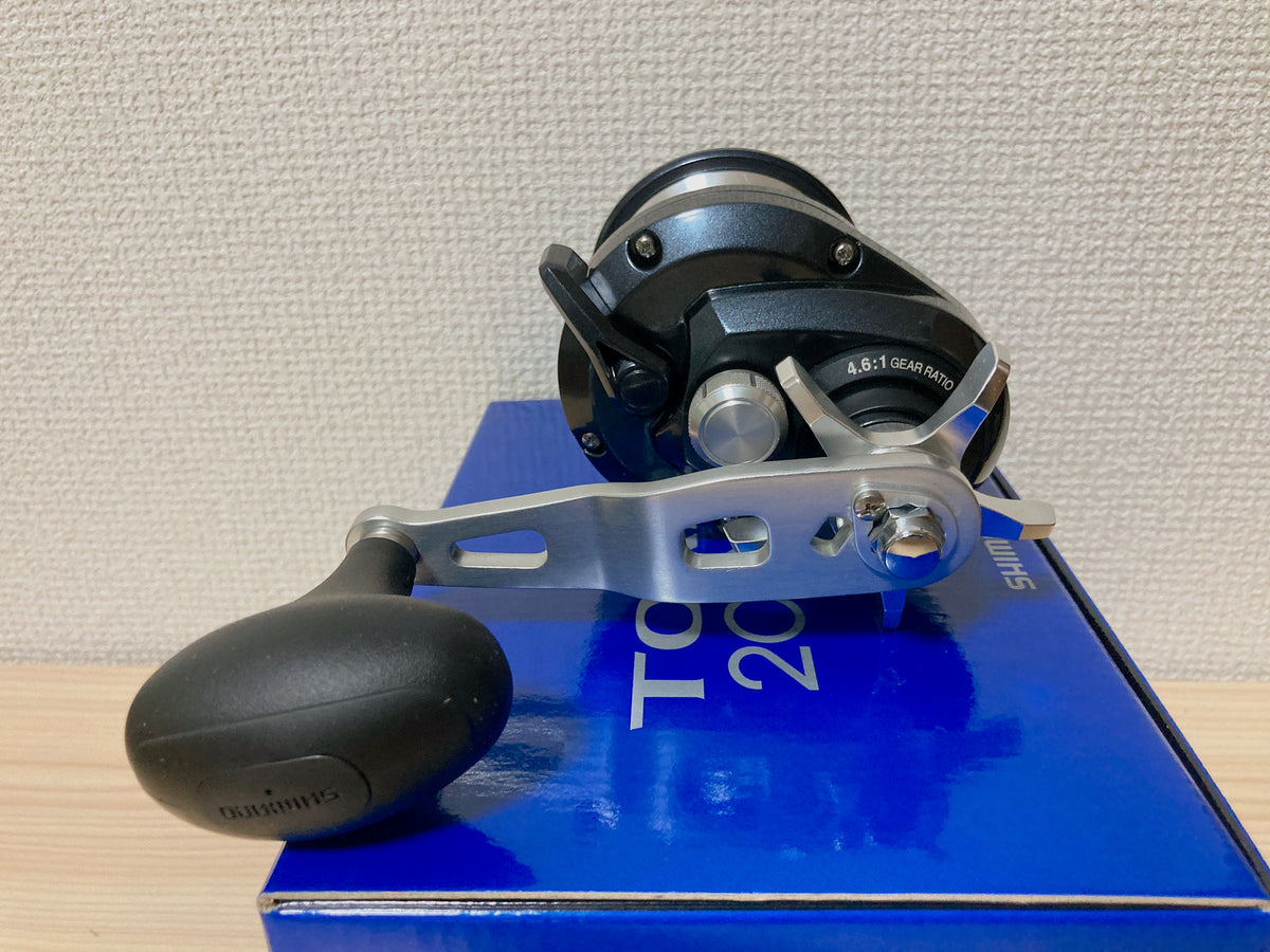 Shimano Baitcasting Reel 20 TORIUM 2000PG Right 4.6:1
