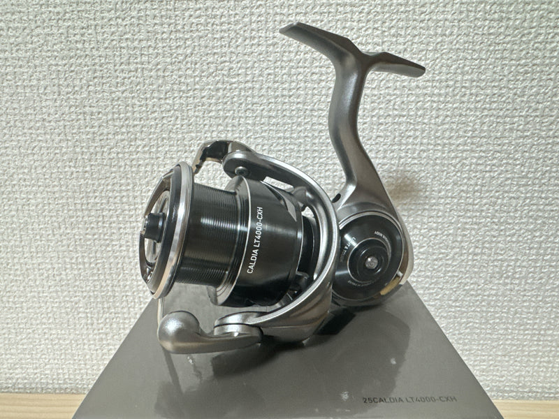 Daiwa Spinning Reel 25 CALDIA LT4000-CXH 6.2:1 Fishing Reel IN BOX
