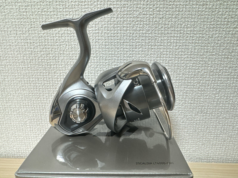 Daiwa Spinning Reel 25 CALDIA LT4000-CXH 6.2:1 Fishing Reel IN BOX