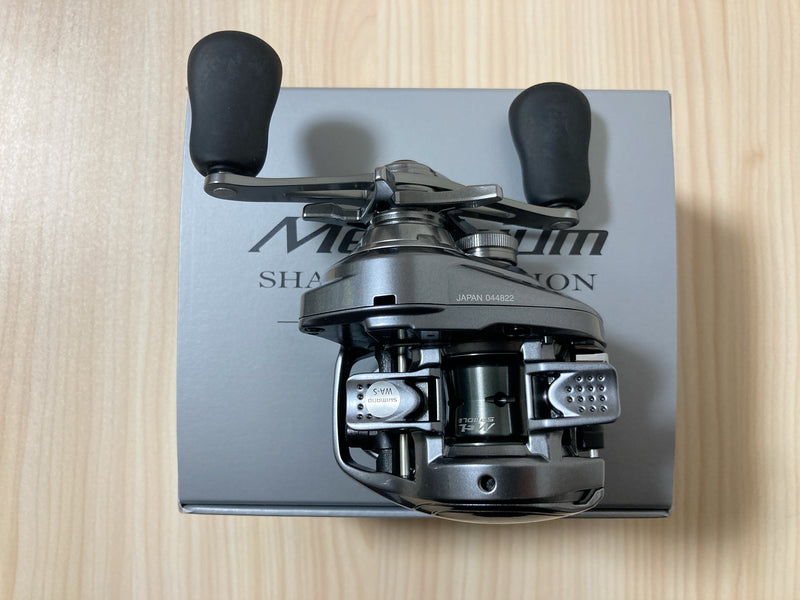 Shimano Baitcasting Reel 22 Metanium Shallow Edition XG L Gear Ratio 8.1 IN BOX