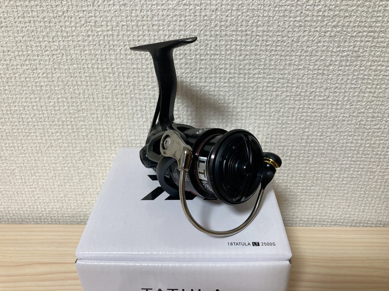 Daiwa Spinning Reel 18 TATULA LT2500S Gear Ratio 5.3:1 Fishing Reel IN BOX