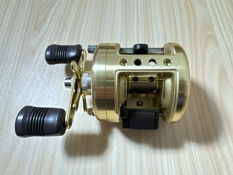 Shimano Baitcasting Reel 97 CALCUTTA 101XT Left Gear Ratio 5.8:1 Fishing Reel IN BOX