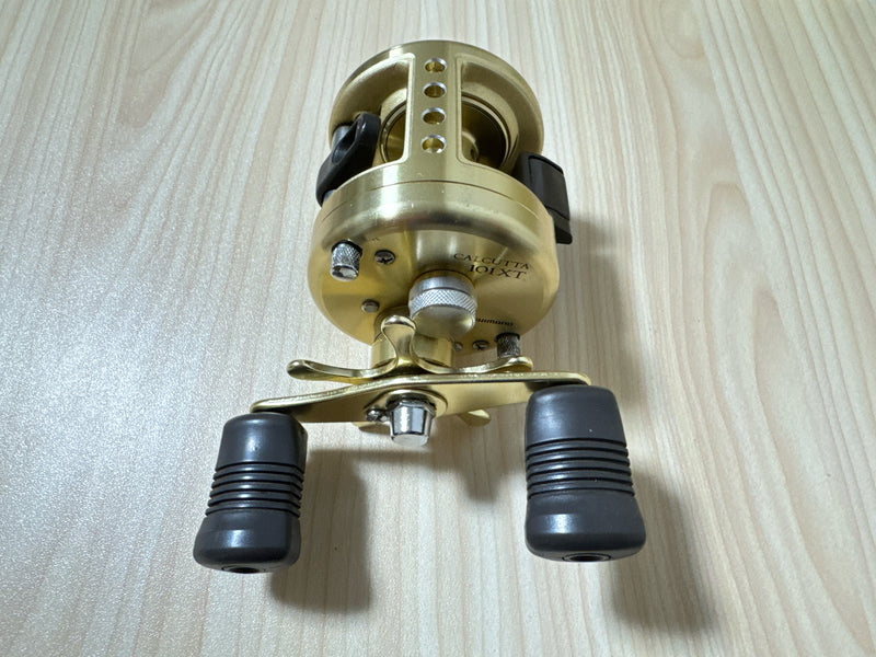 Shimano Baitcasting Reel 97 CALCUTTA 101XT Left Gear Ratio 5.8:1 Fishing Reel IN BOX