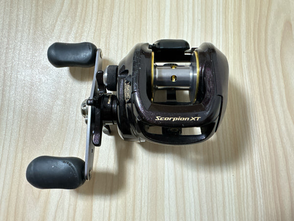 Shimano Baitcasting Reel 09 Scorpion XT 1500 Right Handed From Japan #V