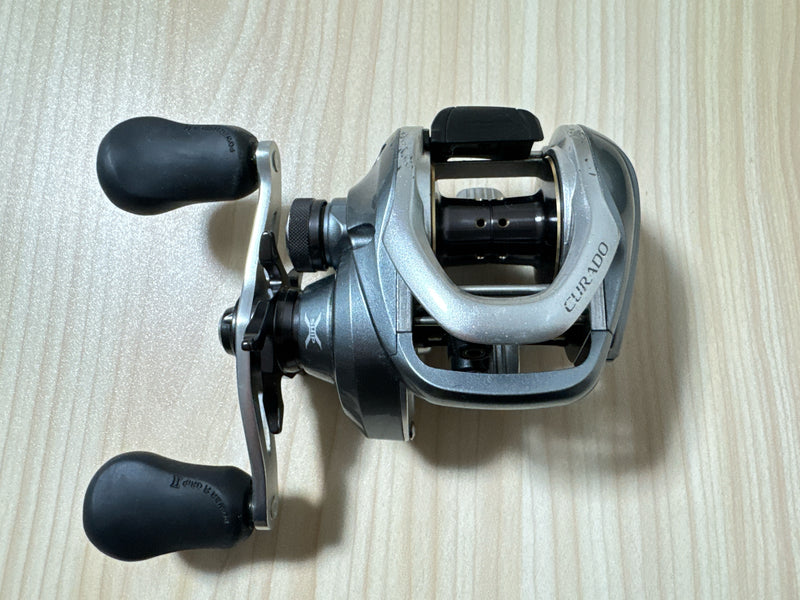 Shimano Baitcasting Reel 15 CURADO 200 Right Gear Ratio 6.3:1 Fishing Reel IN BOX