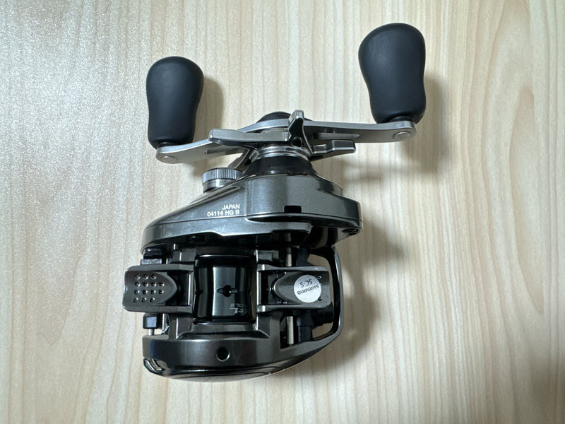 Shimano Baitcasting Reel 20 Metanium HG RIGHT Gear Ratio 7.1:1 Fishing Reel IN BOX