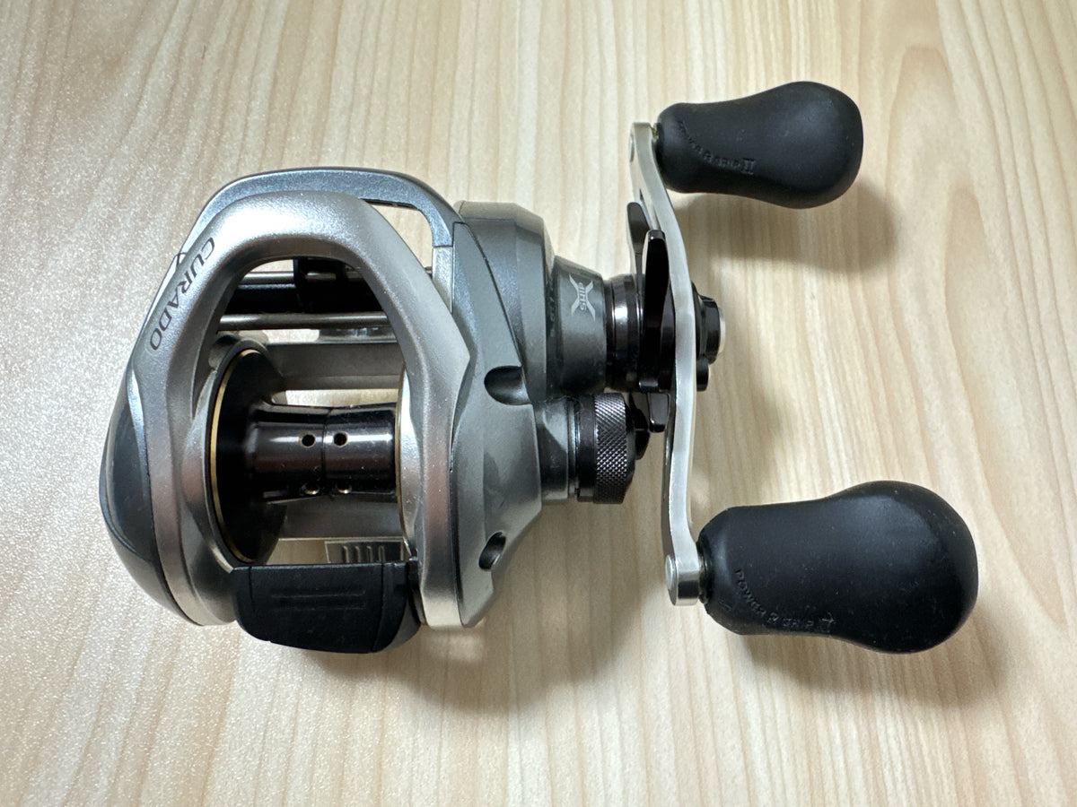 リール SHIMANO CURADO 200PG Baitcasting Reel 15 CURADO 200PG Right Gear Ratio 5.5:1