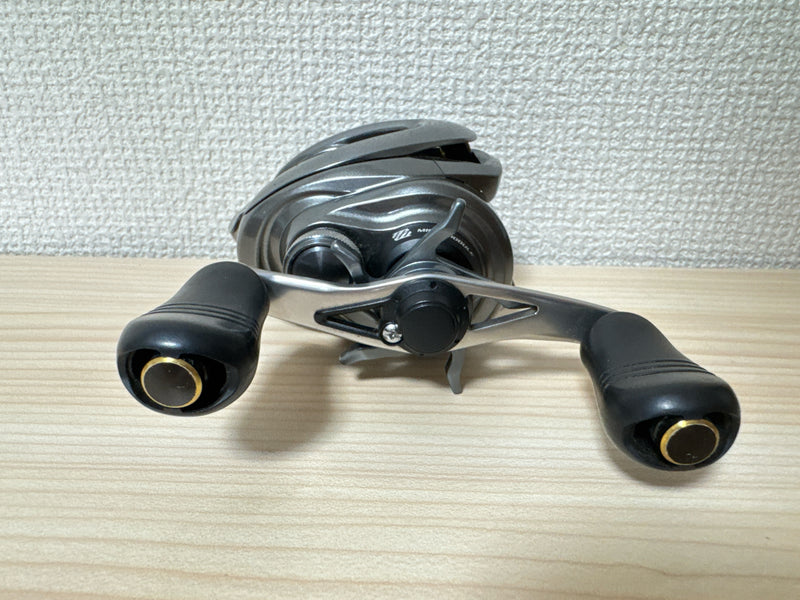 Shimano Baitcasting Reel 15 Metanium DC HG Right Gear Ratio 7.4:1 Fishing Reel IN BOX
