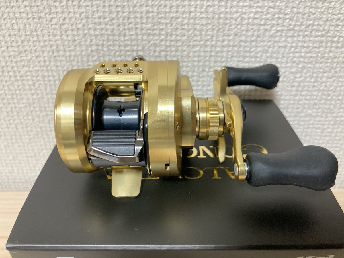 Shimano Baitcasting Reel 21 CALCUTTA CONQUEST 100HG Right