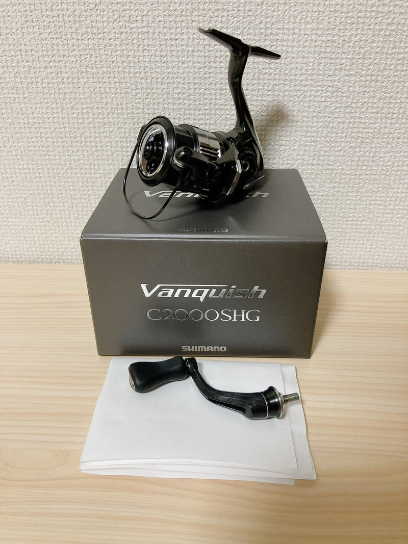 Shimano Spinning Reel 23 VANQUISH C2000SHG Gear Ratio 6.0:1 Fishing Reel IN BOX