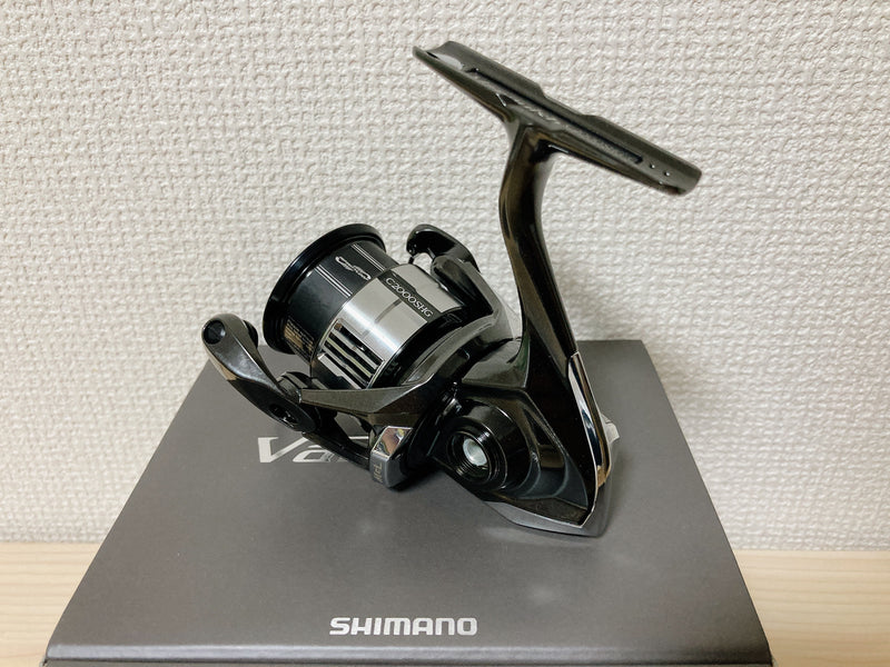 Shimano Spinning Reel 23 VANQUISH C2000SHG Gear Ratio 6.0:1 Fishing Reel IN BOX