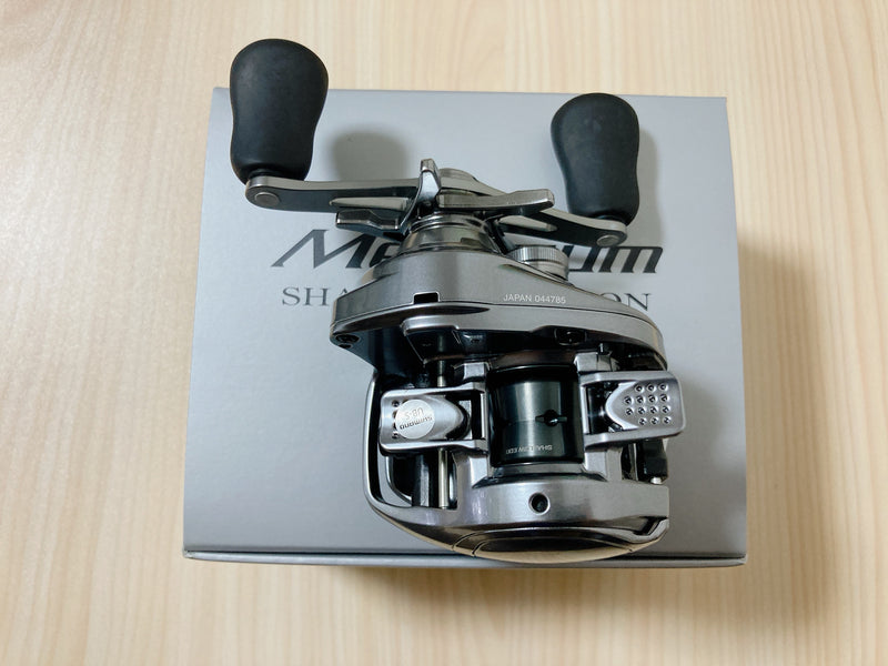 Shimano Baitcasting Reel 22 Metanium Shallow Edition Left 6.2:1 Fishing IN BOX