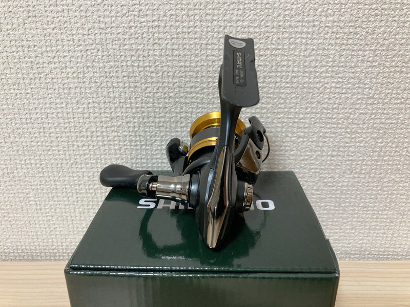 Shimano 22 SAHARA C5000XG 6.2 Spinning Reel