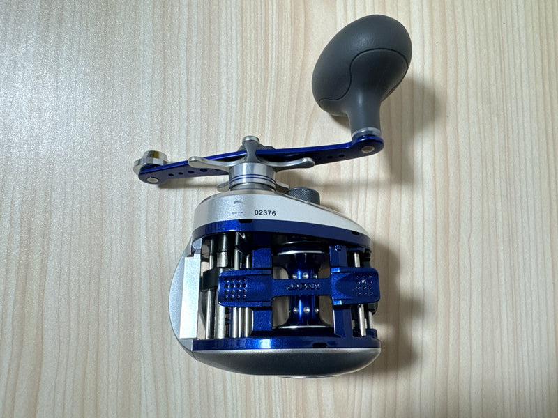 Shimano Baitcasting Reel 09 CURADO 301 Type J Left 6.9:1 Fishing Reel