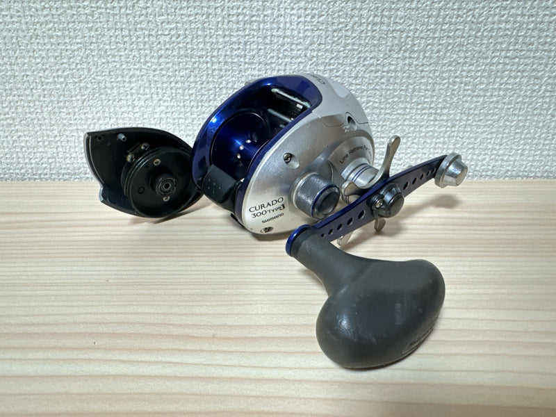 Shimano Baitcasting Reel 08 CURADO 300 Type J Right 7.0:1 Fishing Reel