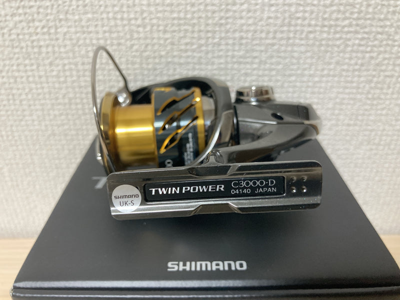 Shimano Spinning Reel 20 TWIN POWER C3000 Gear Ratio 5.3:1 Fishing Reel IN BOX