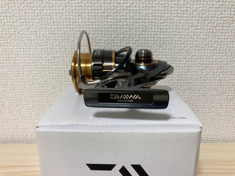 DAIWA 17 THEORY 2506 Spinning Reel IN BOX