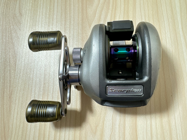 Shimano Baitcasting Reel 97 Scorpion Metanium XT Right Made In Japan #B-2