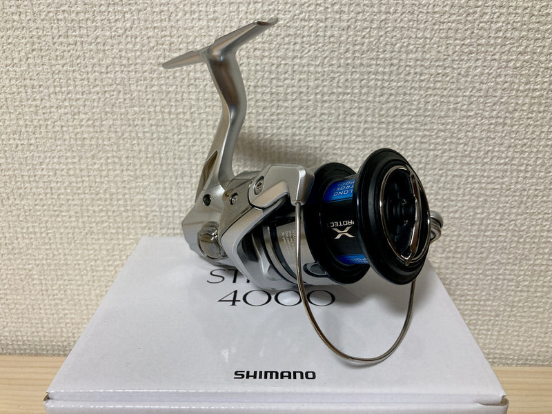 Shimano Spinning Reel 19 STRADIC 4000 Gear Ratio 5.3:1 Fishing Reel IN BOX