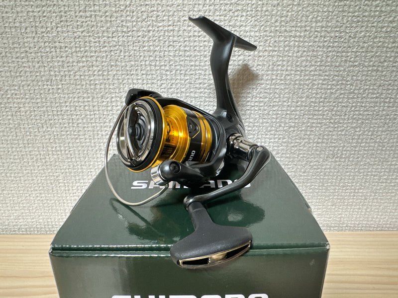 Shimano Spinning Reel 22 SAHARA C3000HG Gear Ratio 6.2:1 Fishing Reel IN BOX