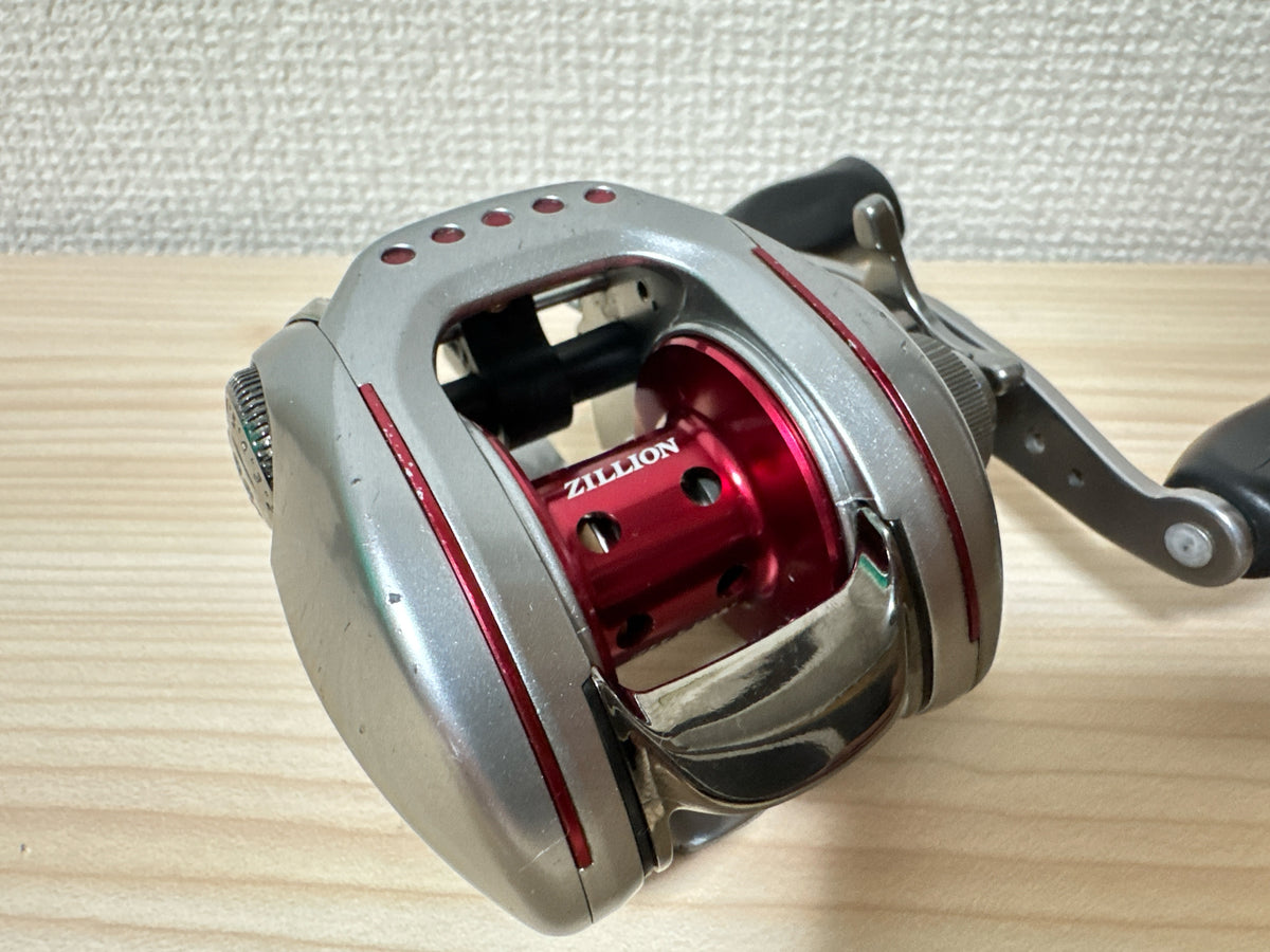 Daiwa Baitcasting Reel TEAM Daiwa ZILLION 100SH 7.1:1 Right
