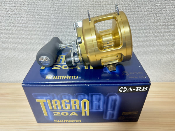 Shimano Baitcasting Reel TIAGRA 20A Big Game Right 3.9/1.7:1 Fishing Reel IN BOX