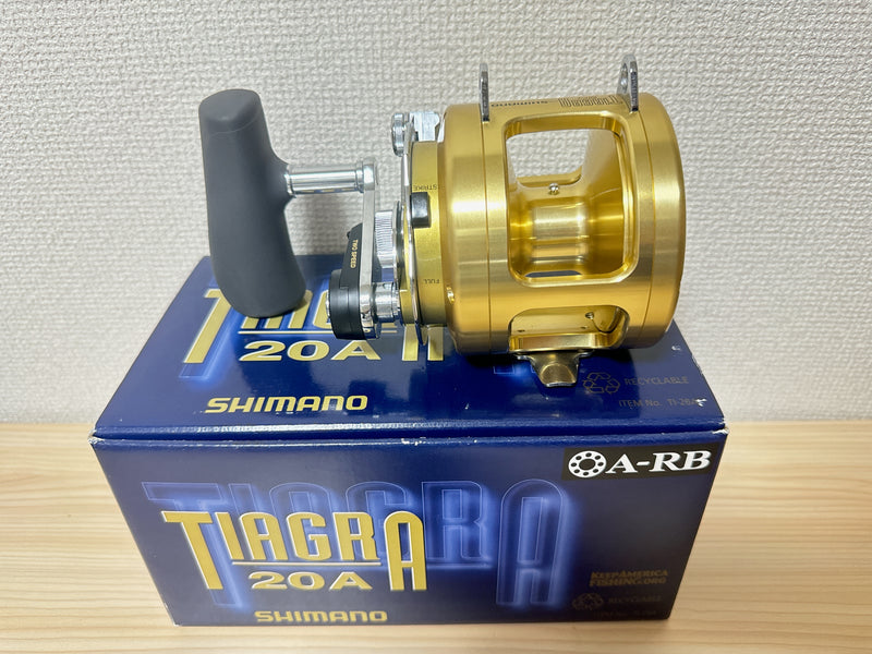Shimano Baitcasting Reel TIAGRA 20A Big Game Right 3.9/1.7:1 Fishing R