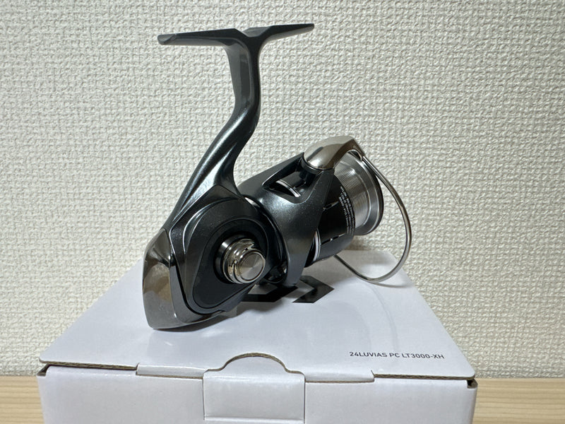 Daiwa Spinning Reel 24 LUVIAS PC LT3000-XH Gear Ratio 6.2:1 Fishing Reel IN BOX