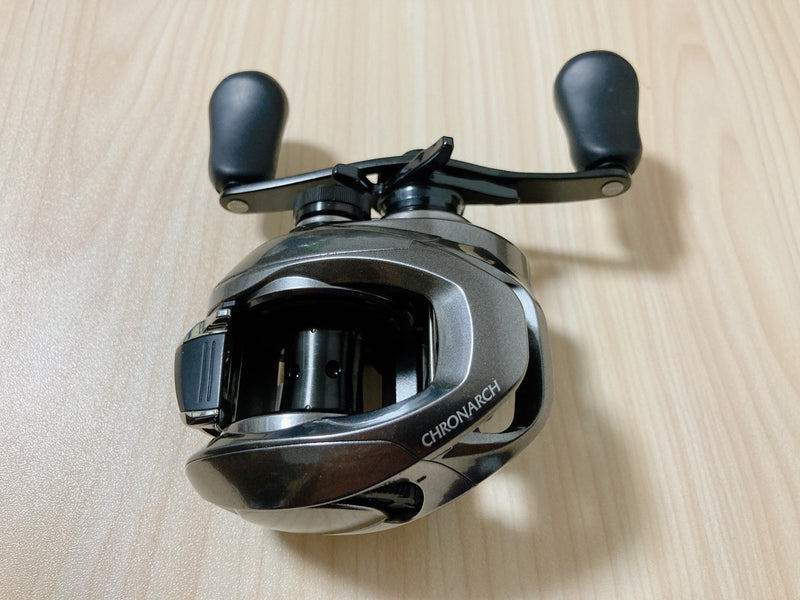 Shimano Baitcasting Reel 17 CHRONARCH MGL 151XG Left 5RL042151 IN BOX