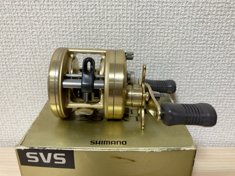 Shimano Baitcasting Reel CALCUTTA 201XT Left RH381201 Gear Ratio 5.1:1 IN BOX