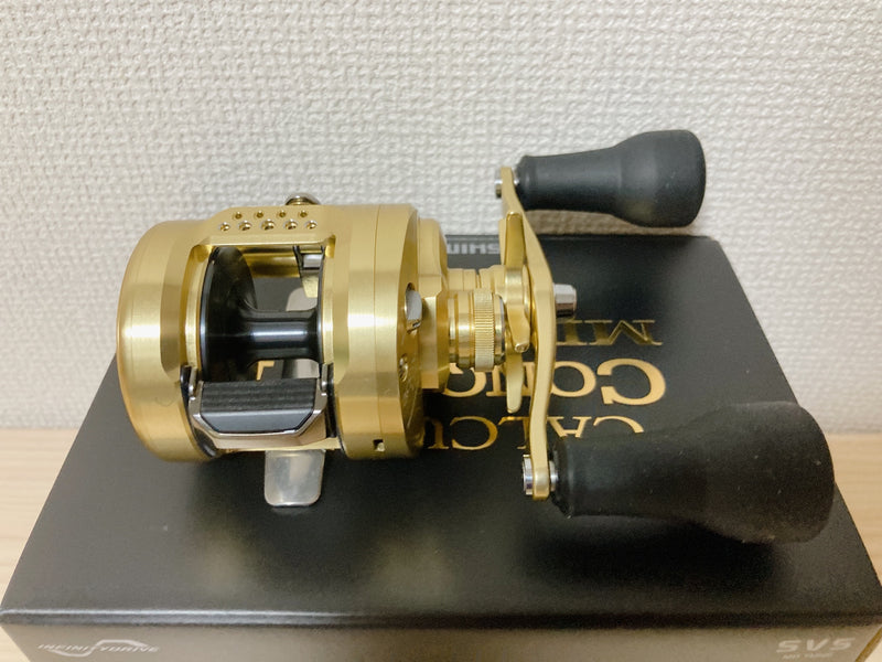 Shimano Baitcasting Reel 23 CALCUTTA CONQUEST MD 300XGLH RIGHT 7.5:1 IN BOX