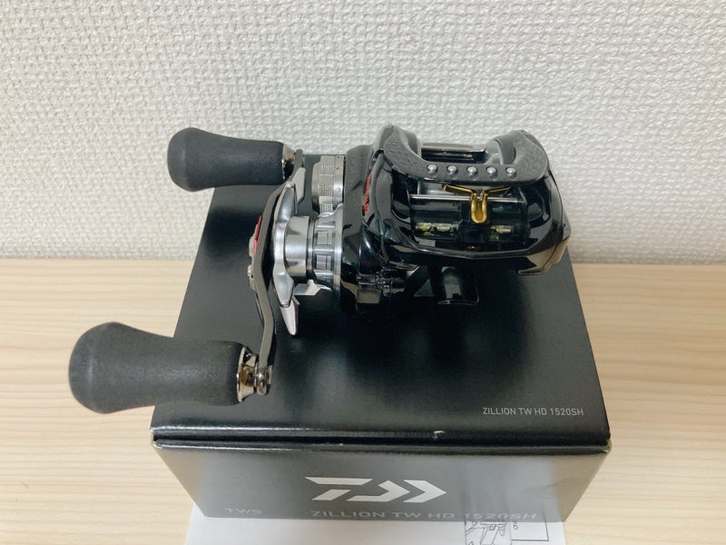 DAIWA Baitcasting Reel 18 Zillion TW HD 1520SH Right Gear Ratio 7.3:1 IN BOX