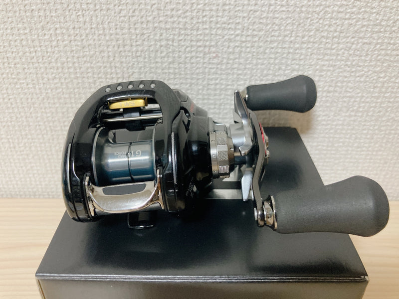 DAIWA Baitcasting Reel 18 Zillion TW HD 1520SH Right Gear Ratio 7.3:1 IN BOX