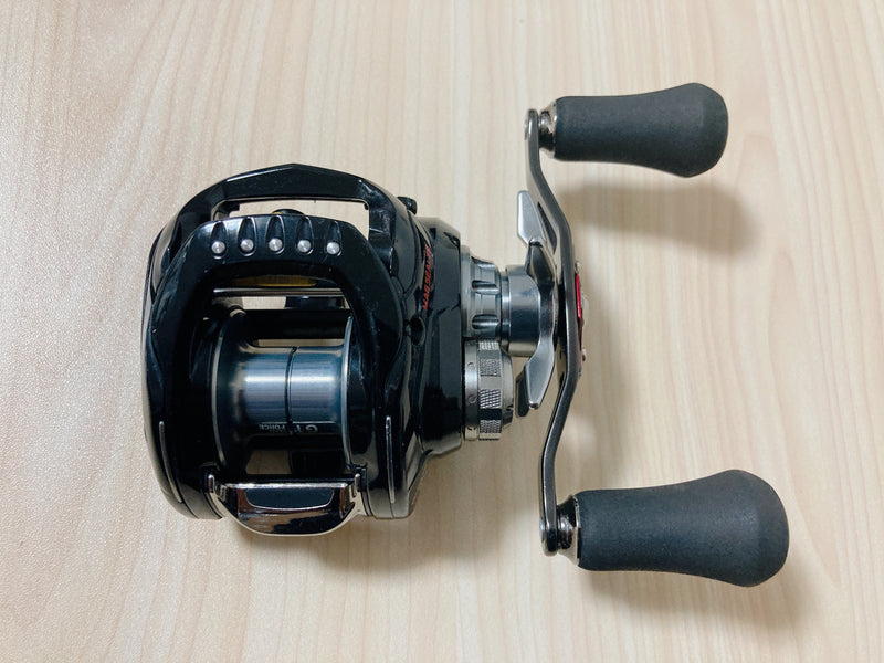 DAIWA Baitcasting Reel 18 Zillion TW HD 1520SH Right Gear Ratio 7.3:1 IN BOX