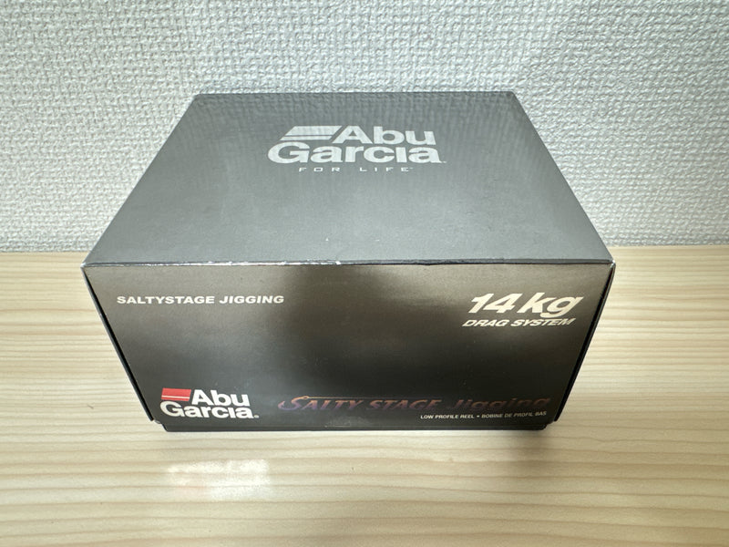 Abu Garcia Baitcasting Reel SALTY STAGE JIGGING Right 7.3:1 Fishing Reel IN BOX