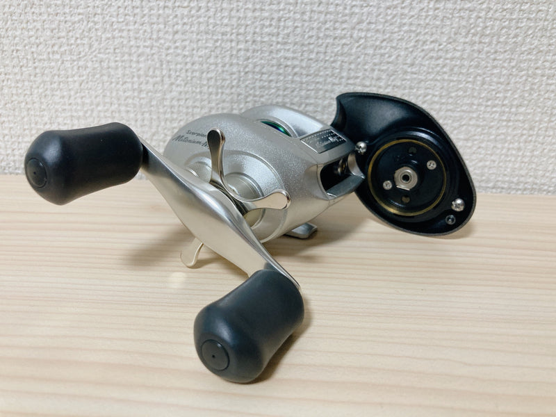 Shimano Baitcasting Reel 00 Scorpion Metanium MG Right 6.2:1 Fishing Reel IN BOX