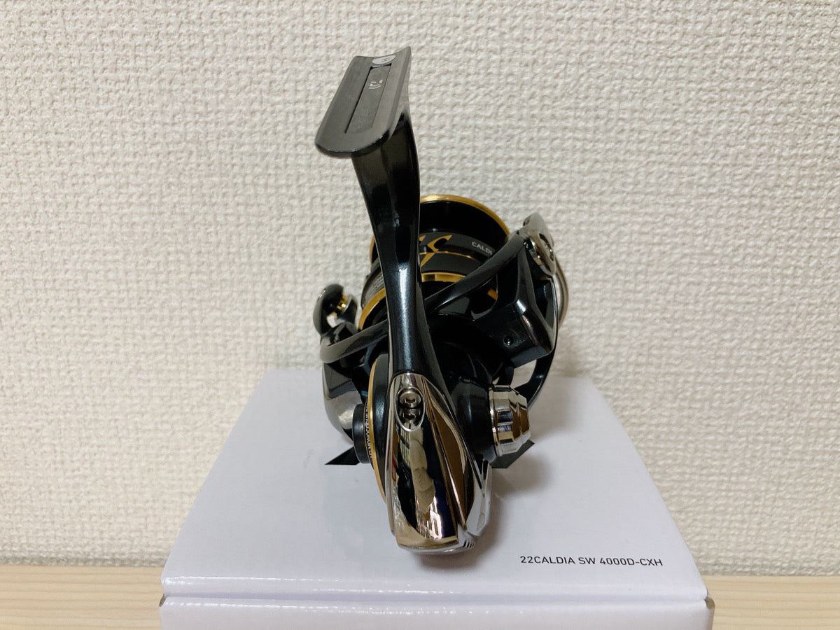 Daiwa Spinning Reel 22 CALDIA SW 4000D-CXH Gear Ratio 6.2:1 IN BOX