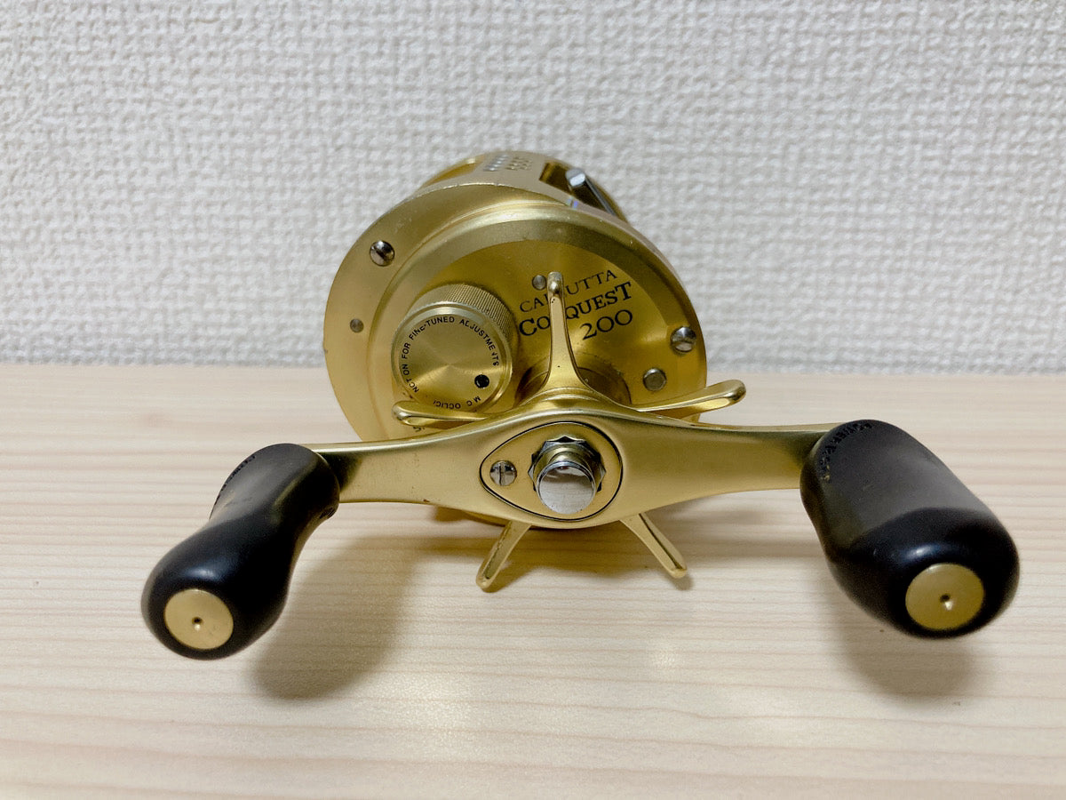 Shimano Baitcasting Reel 00 CALCUTTA CONQUEST 200 Right RH440200 #CR
