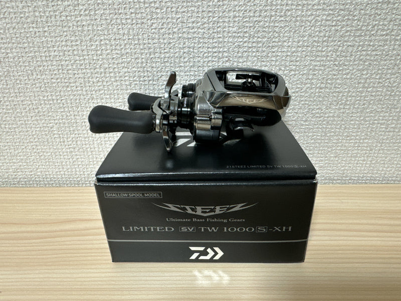 Daiwa Baitcasting Reel 22 STEEZ LIMITED SV TW 1000S-XH 8.5:1 Right IN BOX