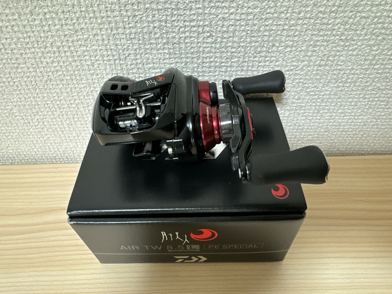 Daiwa Baitcast Reel 21 GEKKABIJIN AIR TW 8.5L Left PE SPECIAL 8.5:1 IN BOX